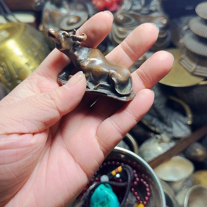 铜器摆件收收藏藏