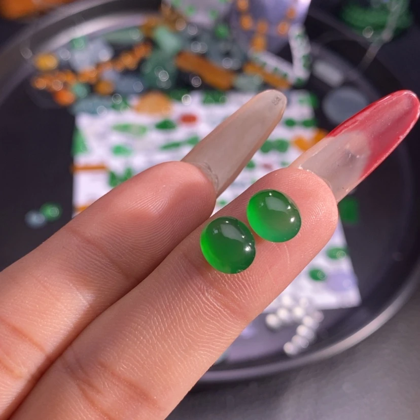 【闪购商品】翡翠挂件未镶嵌蛋