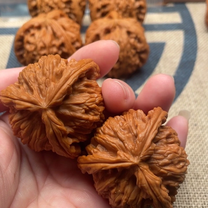 于***%核桃白狮子43核桃