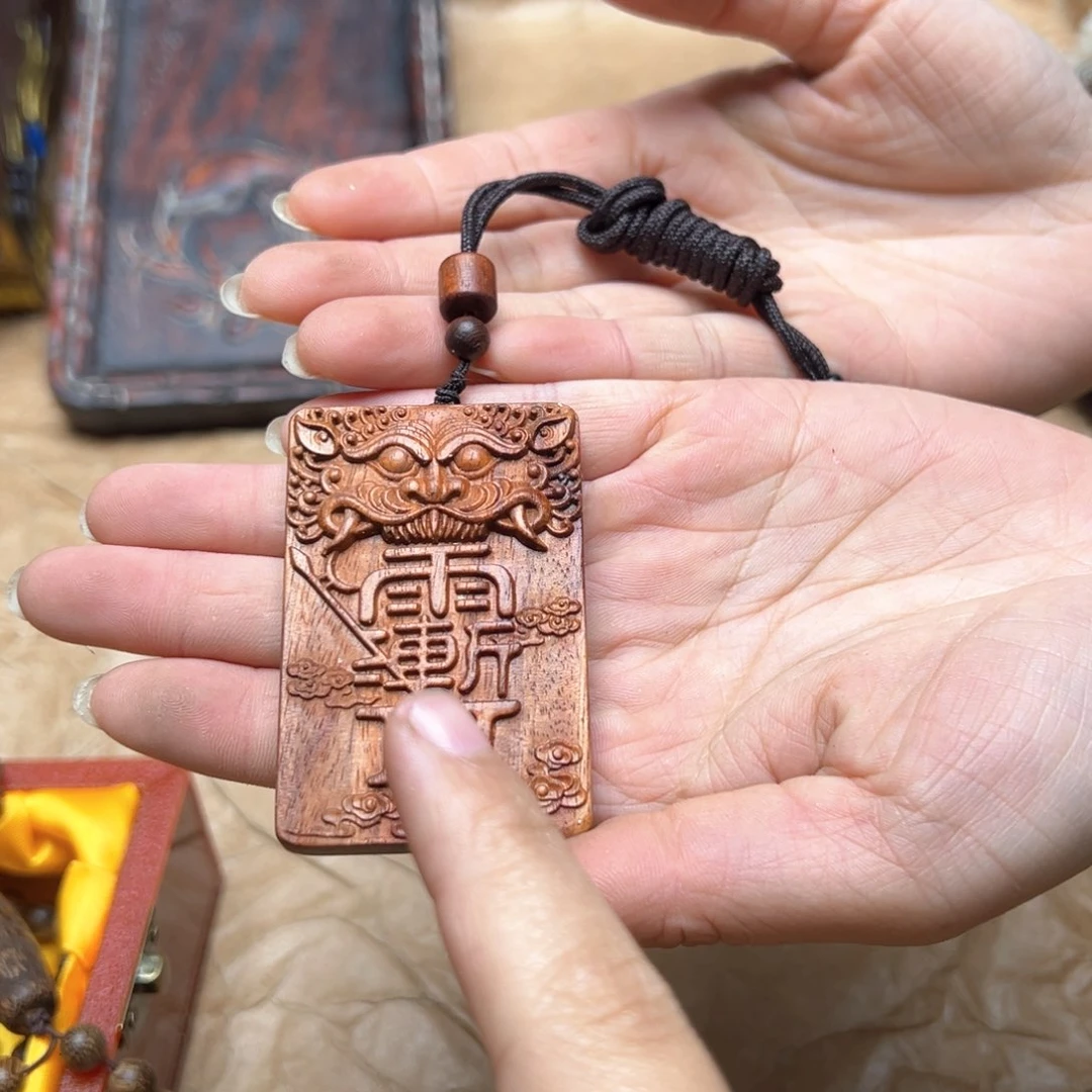 大叶紫檀（黑酸枝木类）