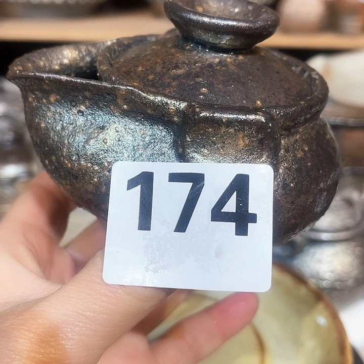 壶高温柴烧陶泥宝瓶