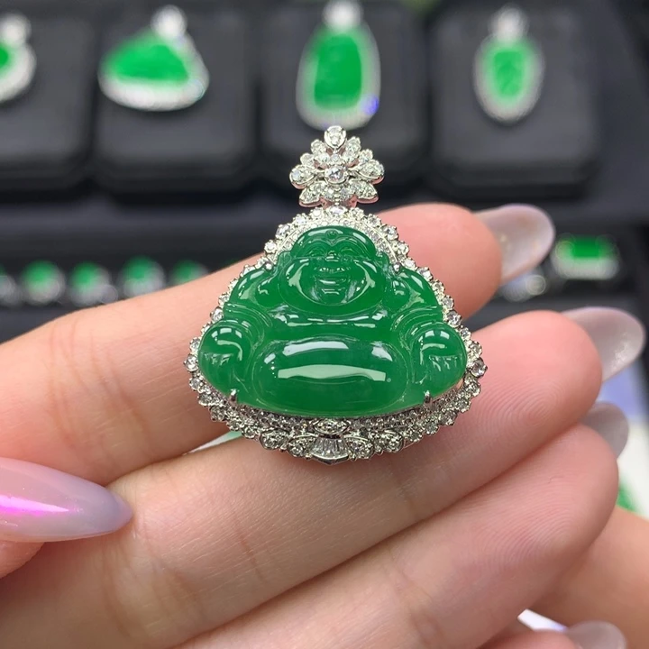 翡翠吊坠(不含链)18K金镶嵌哇****～