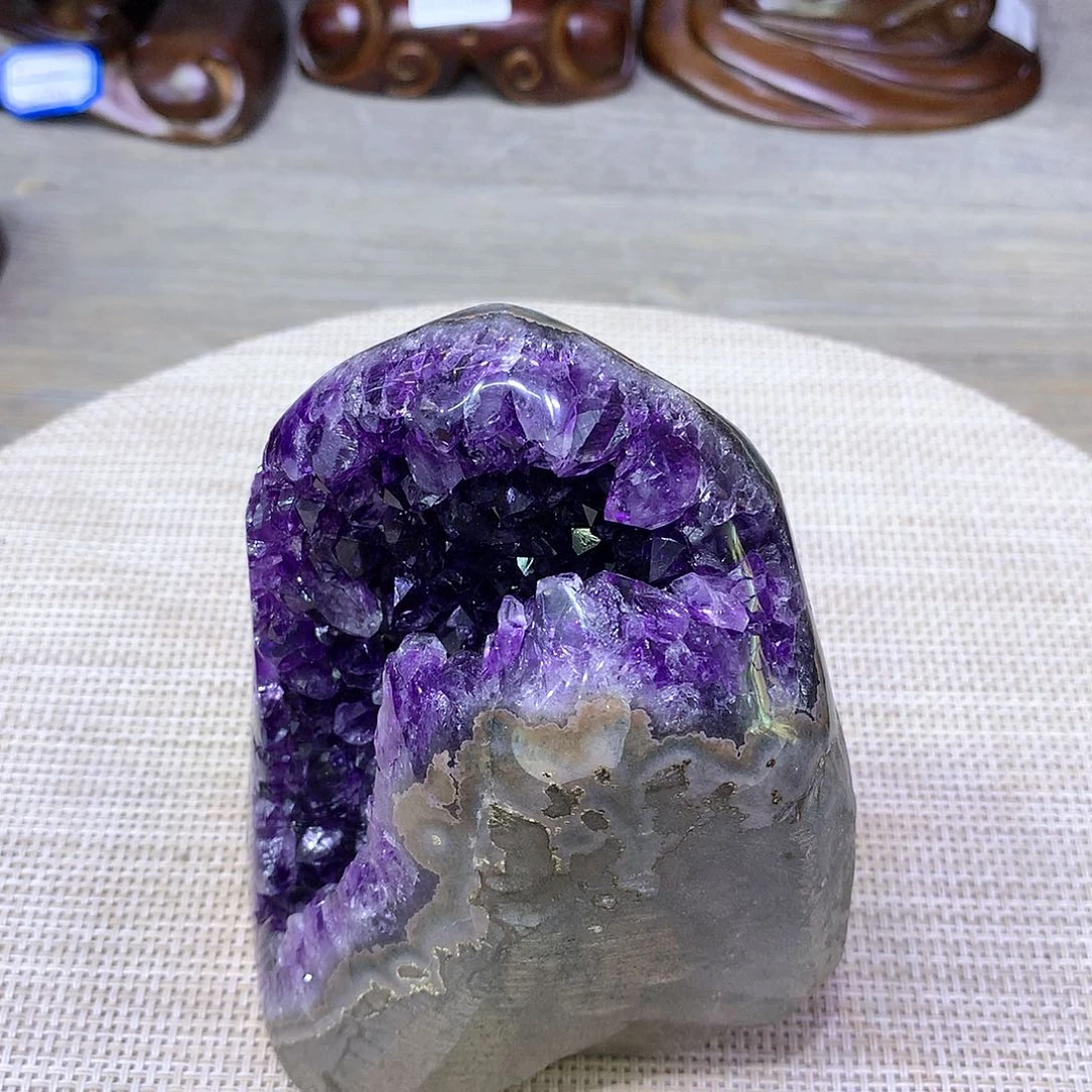 紫晶大型摆件（非配饰）未镶嵌