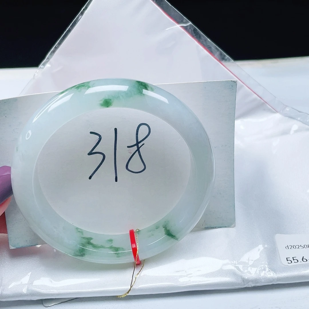 翡翠未镶嵌手镯缅甸翡翠55+