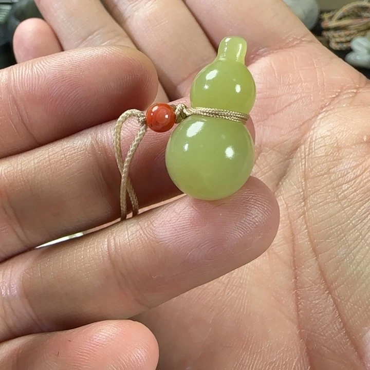 和田玉未镶嵌颈饰福利