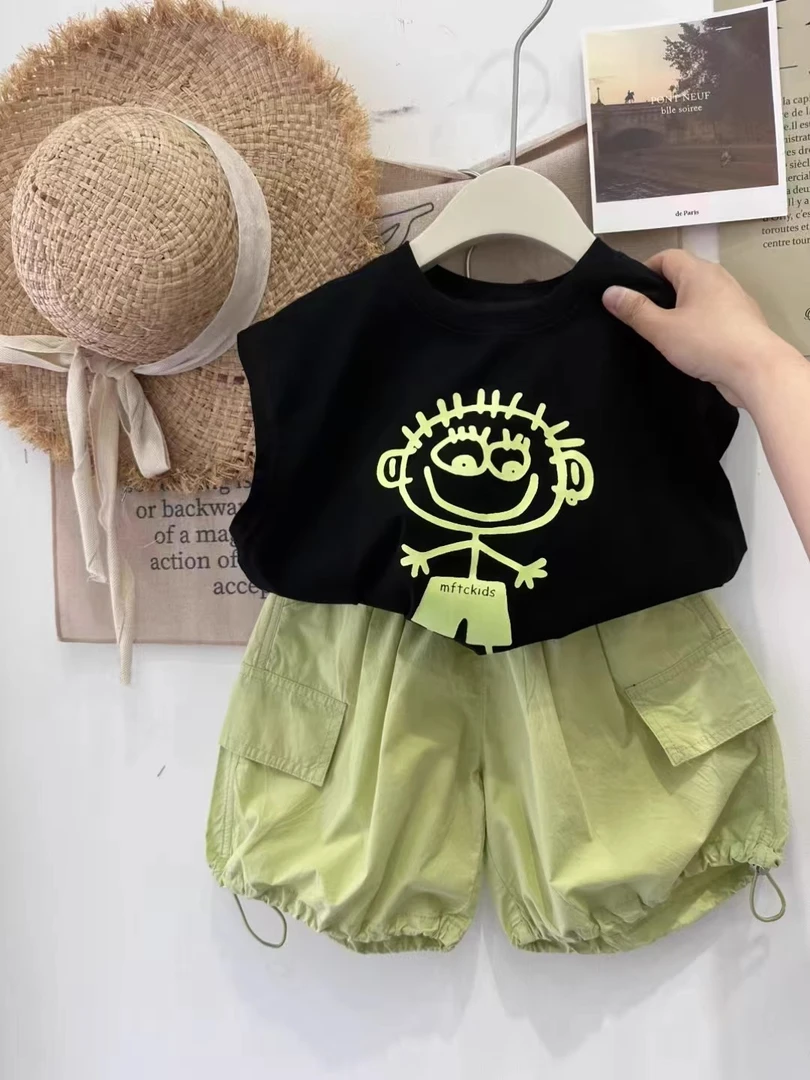 男童套装2025新款儿童洋气时髦夏装小童无袖上衣亮色短裤两件套潮