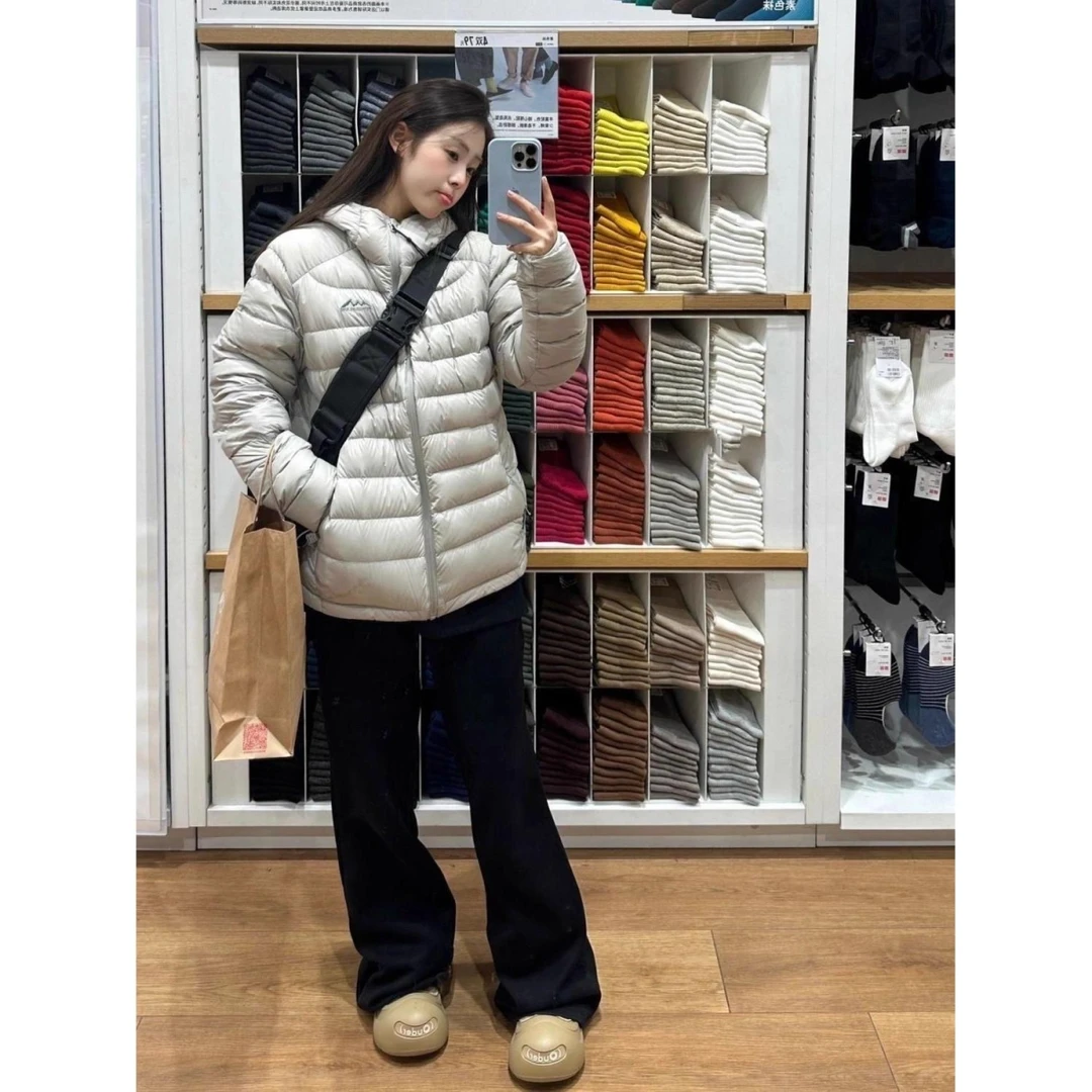 羽绒棉服女2025年新款冬季轻薄小棉袄高级感连帽复古美式加厚外套
