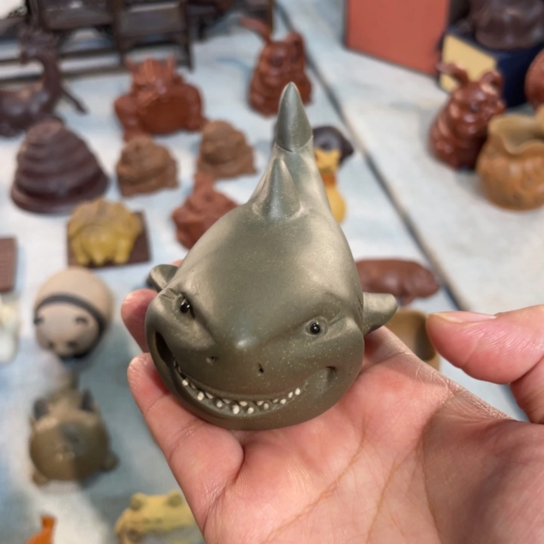 【闪购商品】紫砂茶宠随**意紫砂鲨鱼