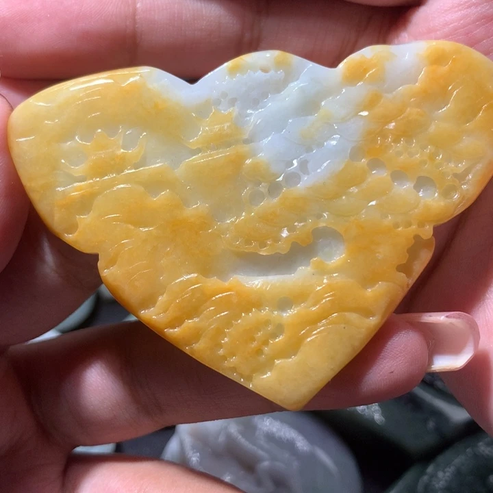 翡翠未镶嵌颈饰保真天然a货翡翠