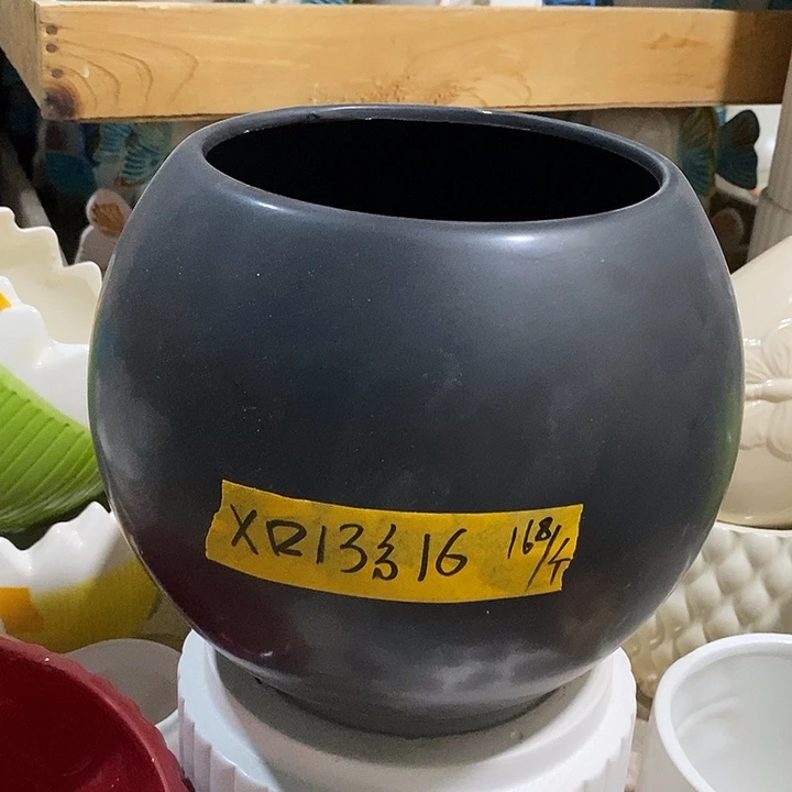 陶盆有孔 瑕疵针孔漏釉介意勿拍外口 13外高17