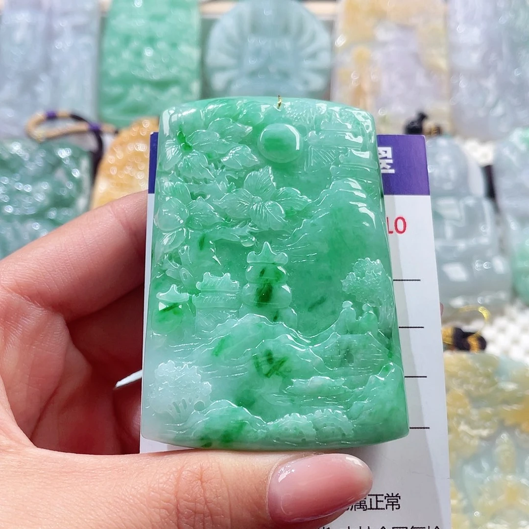颈饰未镶嵌翡翠山水