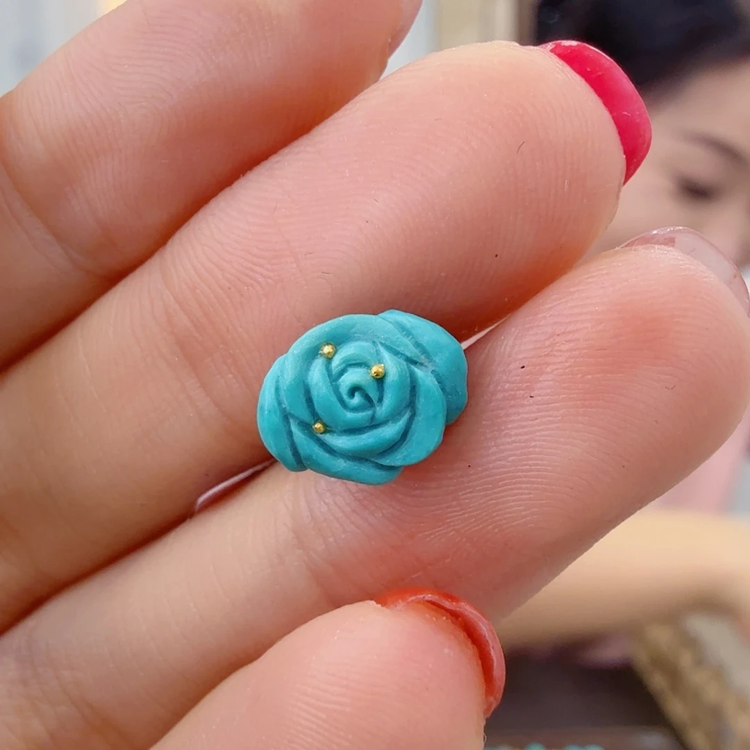 绿松石未镶嵌珠宝奇石