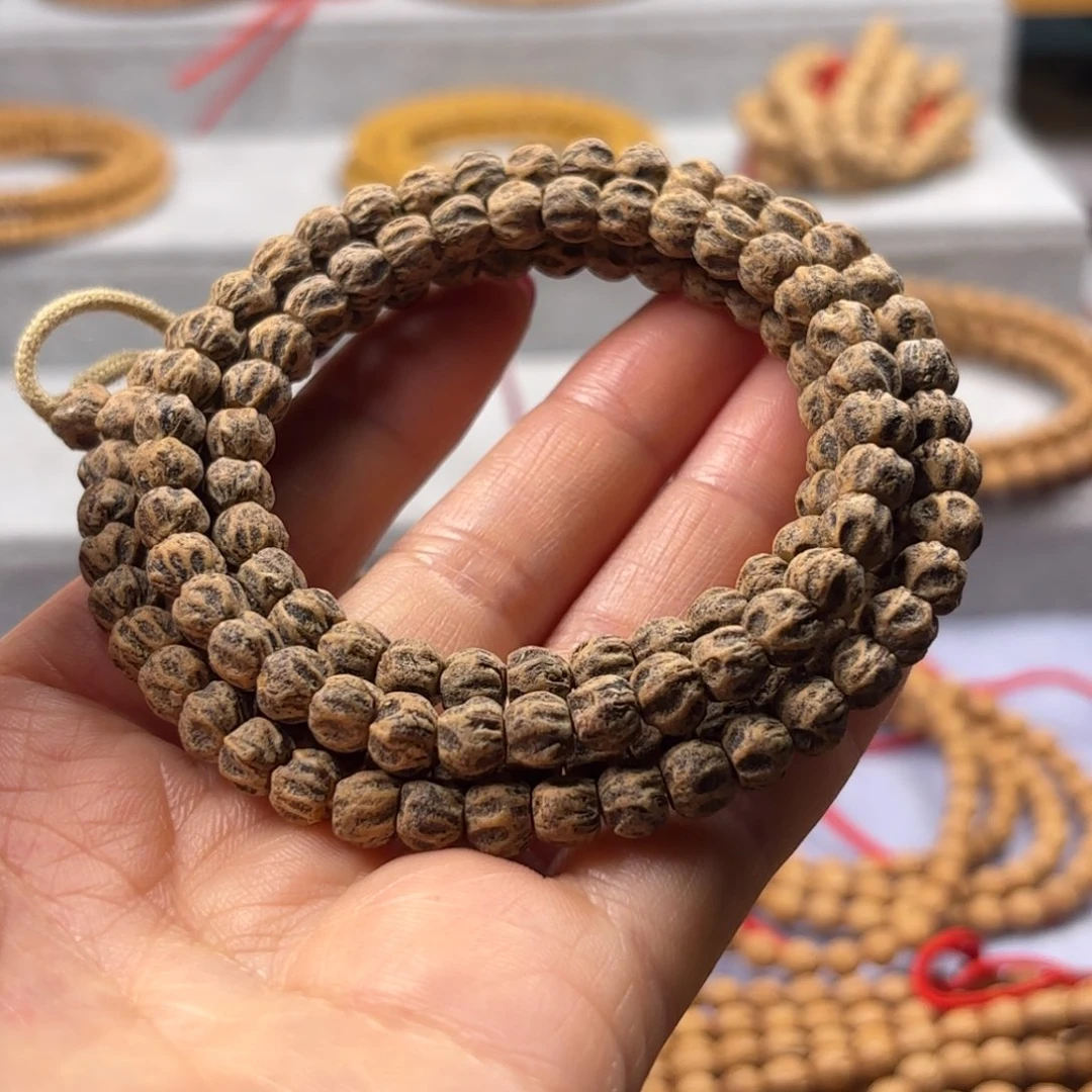 宇***）吊坠柏香籽/百香籽尸陀林