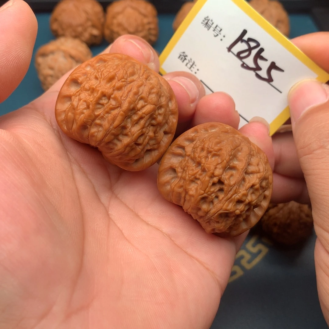 把件文玩核桃39血麒麟1855