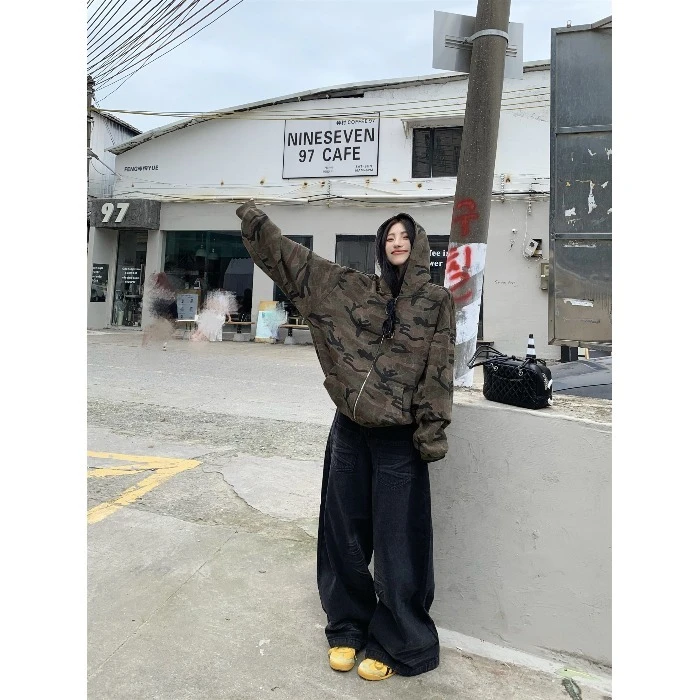 2025秋季新款美式高街复古迷彩连帽宽松休闲拉链防晒外套上衣女装