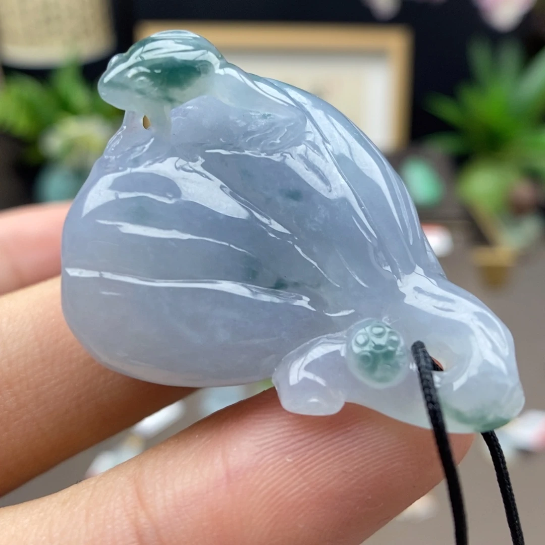 翡翠未镶嵌颈饰吊坠