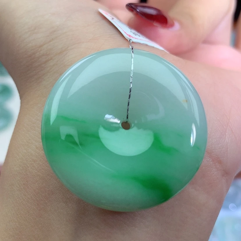 【闪购商品】翡翠吊坠(不含链)未镶嵌
