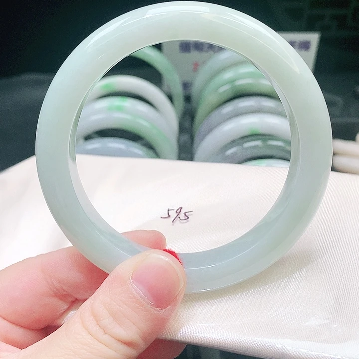 翡翠未镶嵌手镯0359