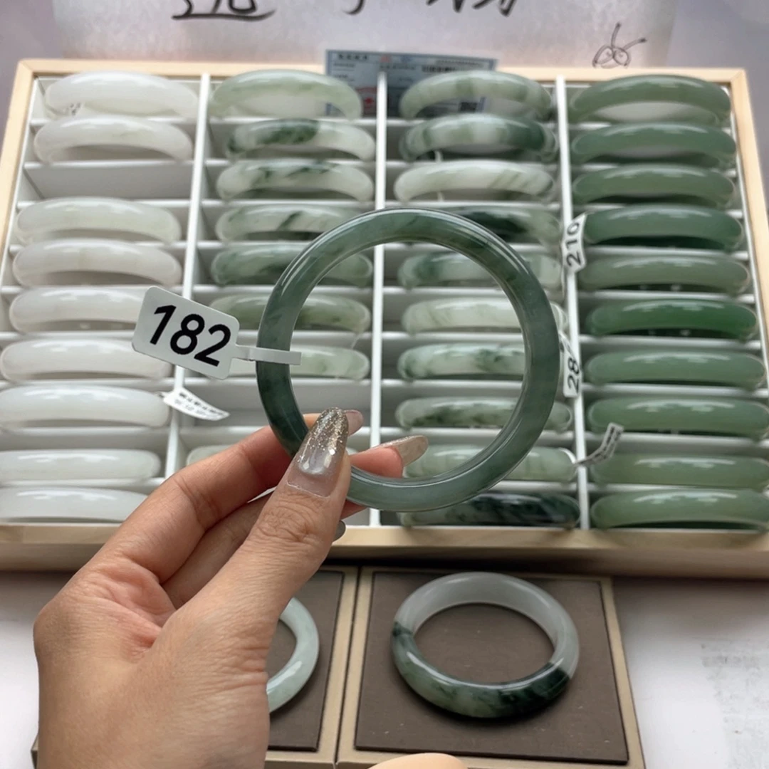 未镶嵌手镯东陵石182