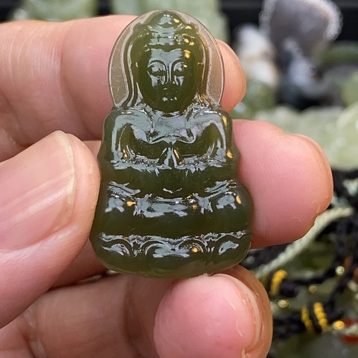 和田玉未镶嵌颈饰