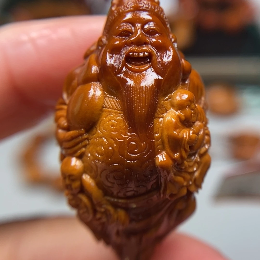 橄榄核吊坠三子财神