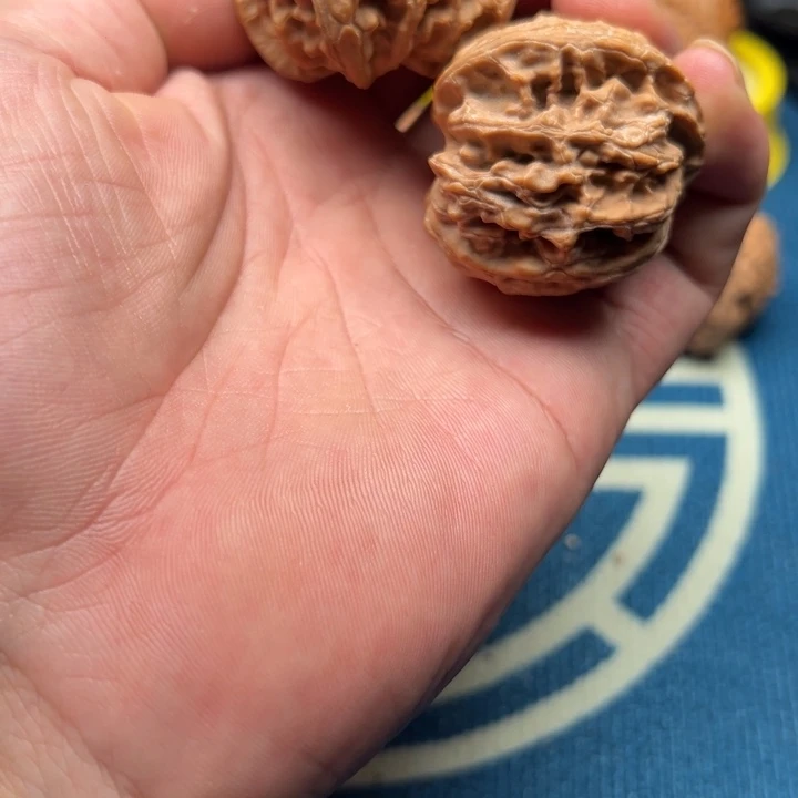 快***哥桃核吊坠核桃苹果43