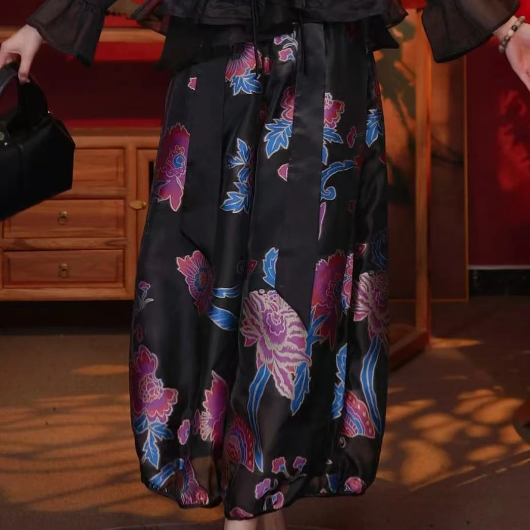 BF33127蓝紫色刺绣牡丹花海廓形长裤