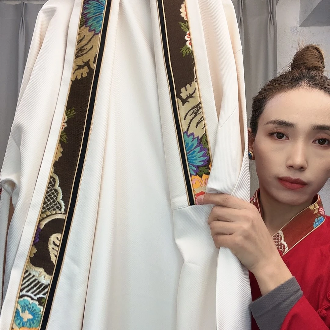 藏袍L藏袍L藏袍L藏袍
