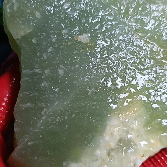 蛇纹石玉未镶嵌珠宝奇石