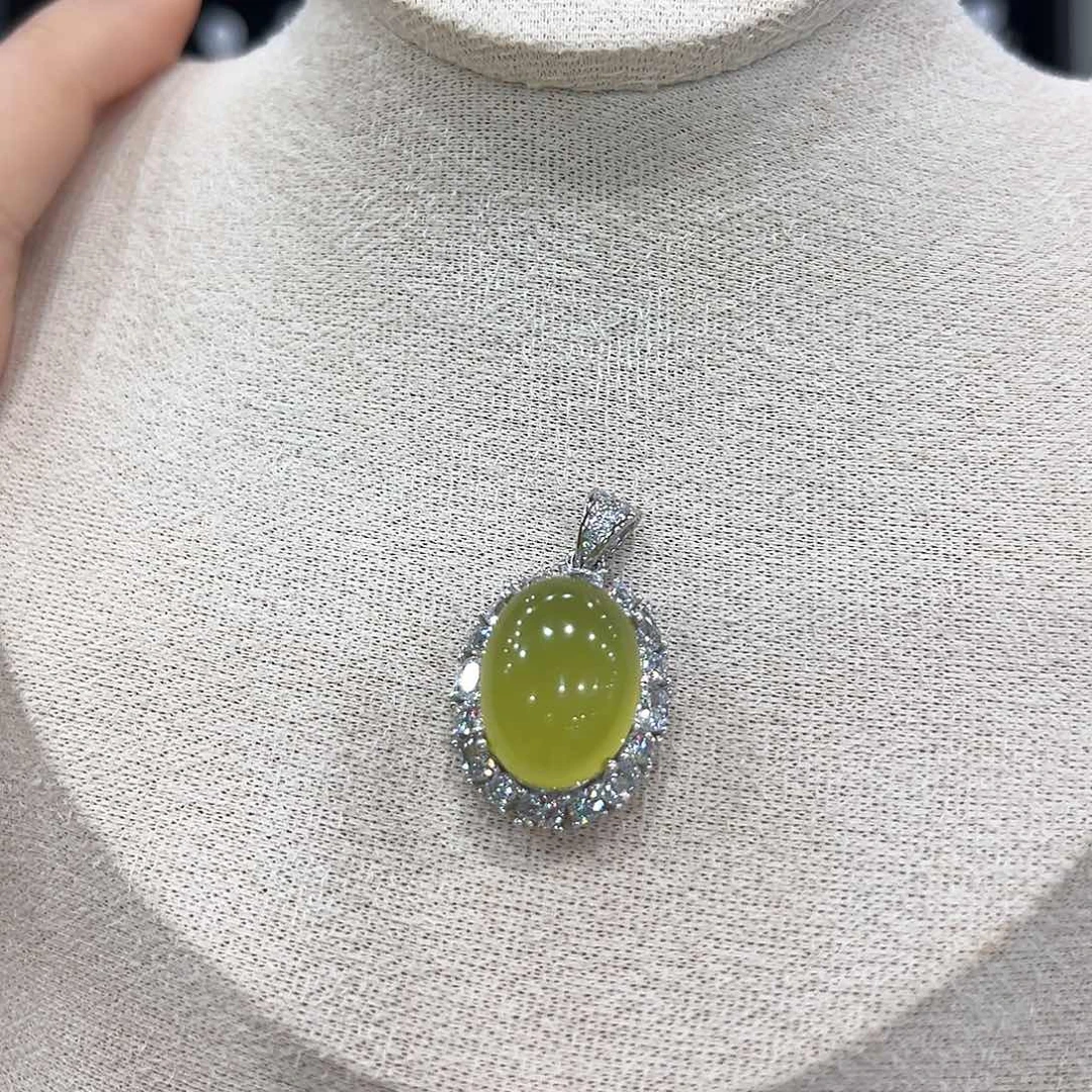 层***峦蛇纹石玉银S925镶嵌颈饰不要链