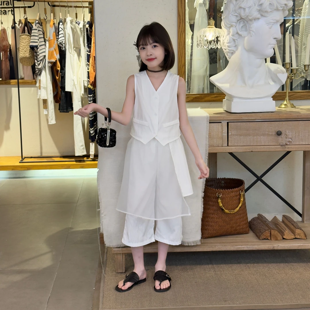 2025女童夏季休闲假两件拼接八分裤中大童复古气质马甲背心两件套