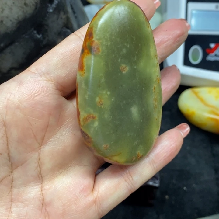 未镶嵌和田玉（糖玉）挂件