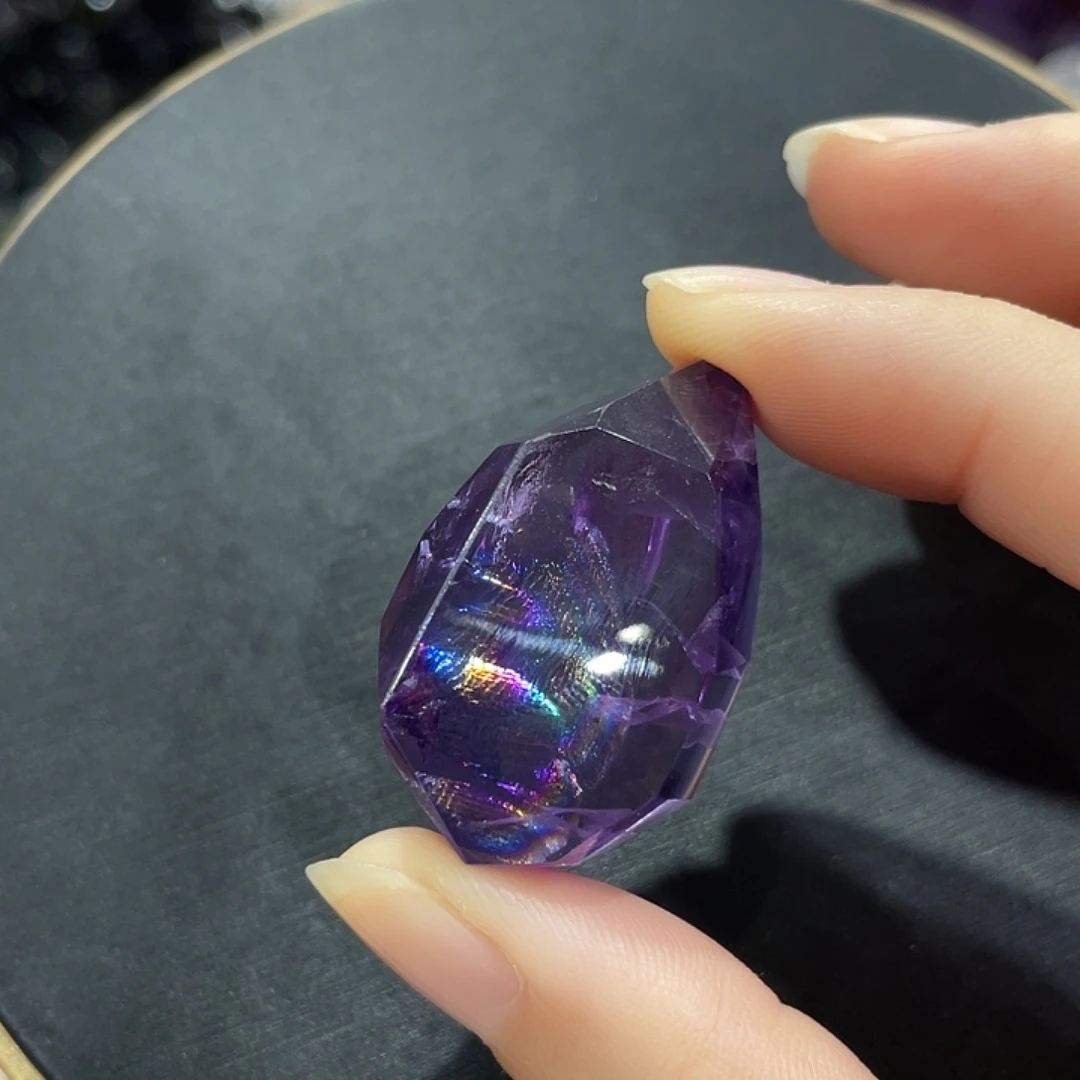 巴***年水晶未镶嵌珠宝半成品