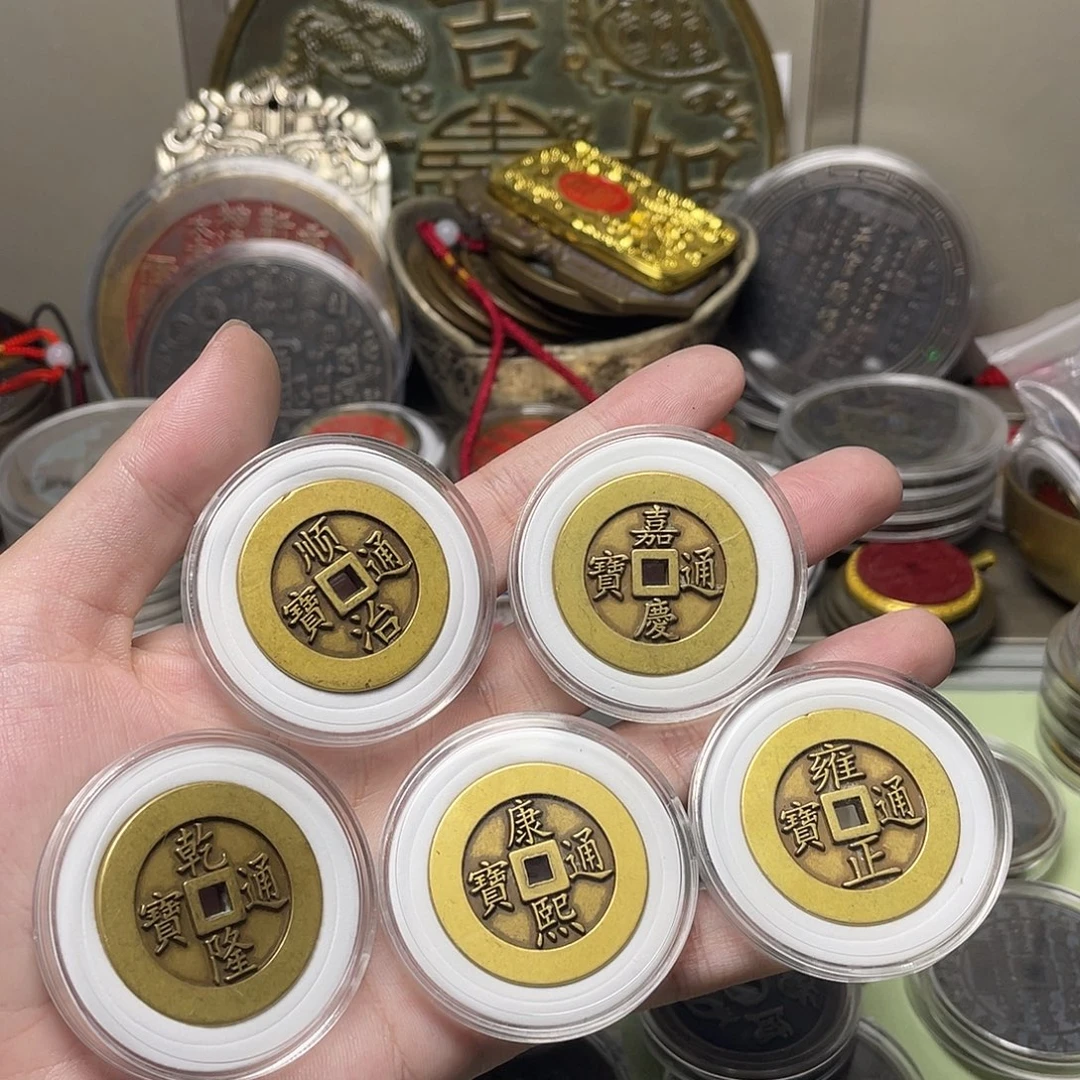 用***9铜风磨铜材质，一物一拍