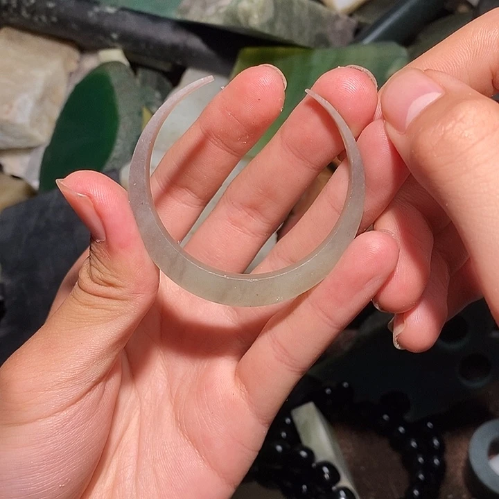 和田玉（糖玉）未镶嵌珠宝半成品