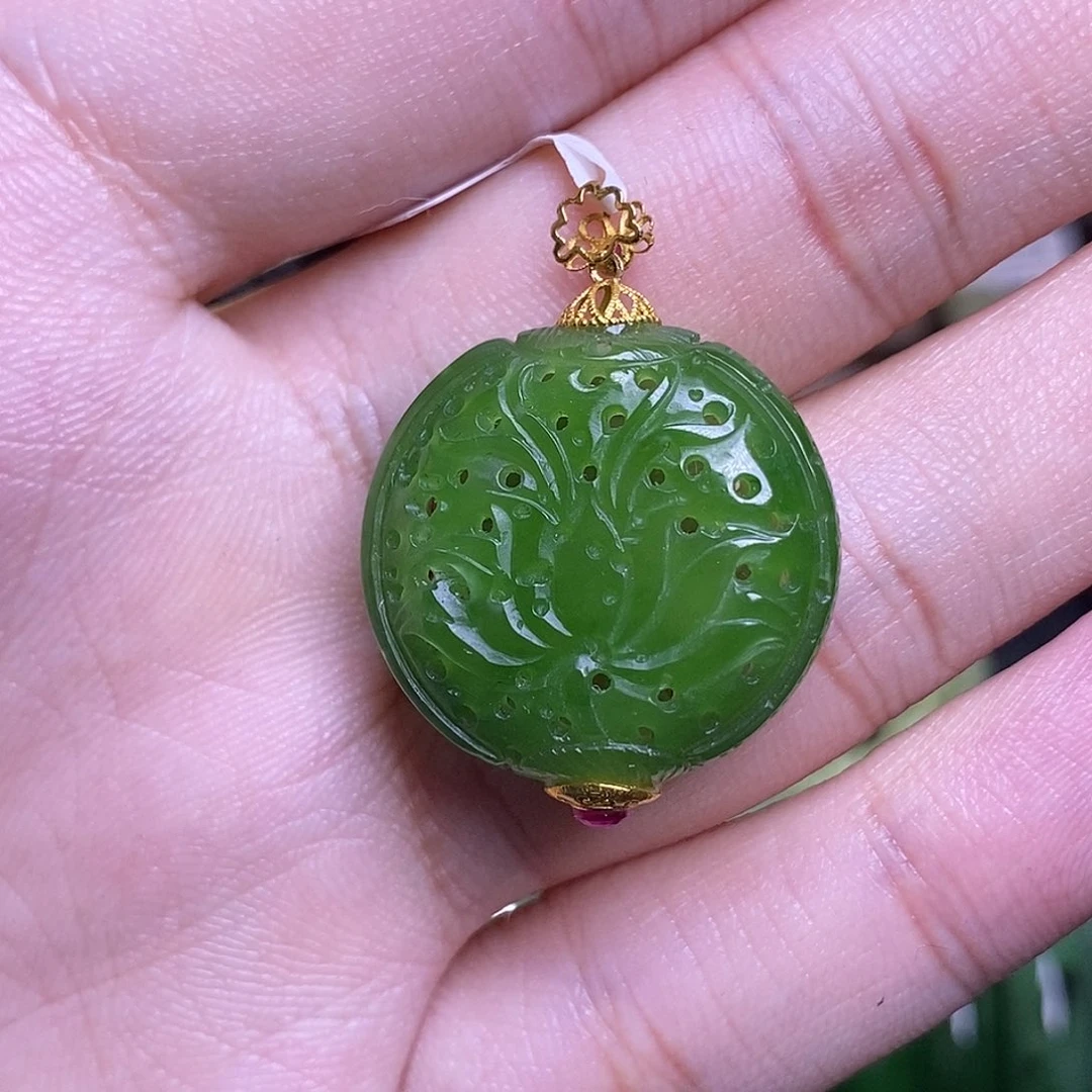 和田玉碧玉香囊 金未镶嵌