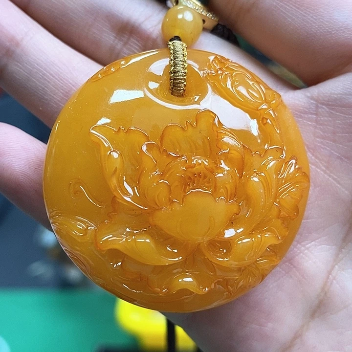 琥珀珠宝奇石未镶嵌