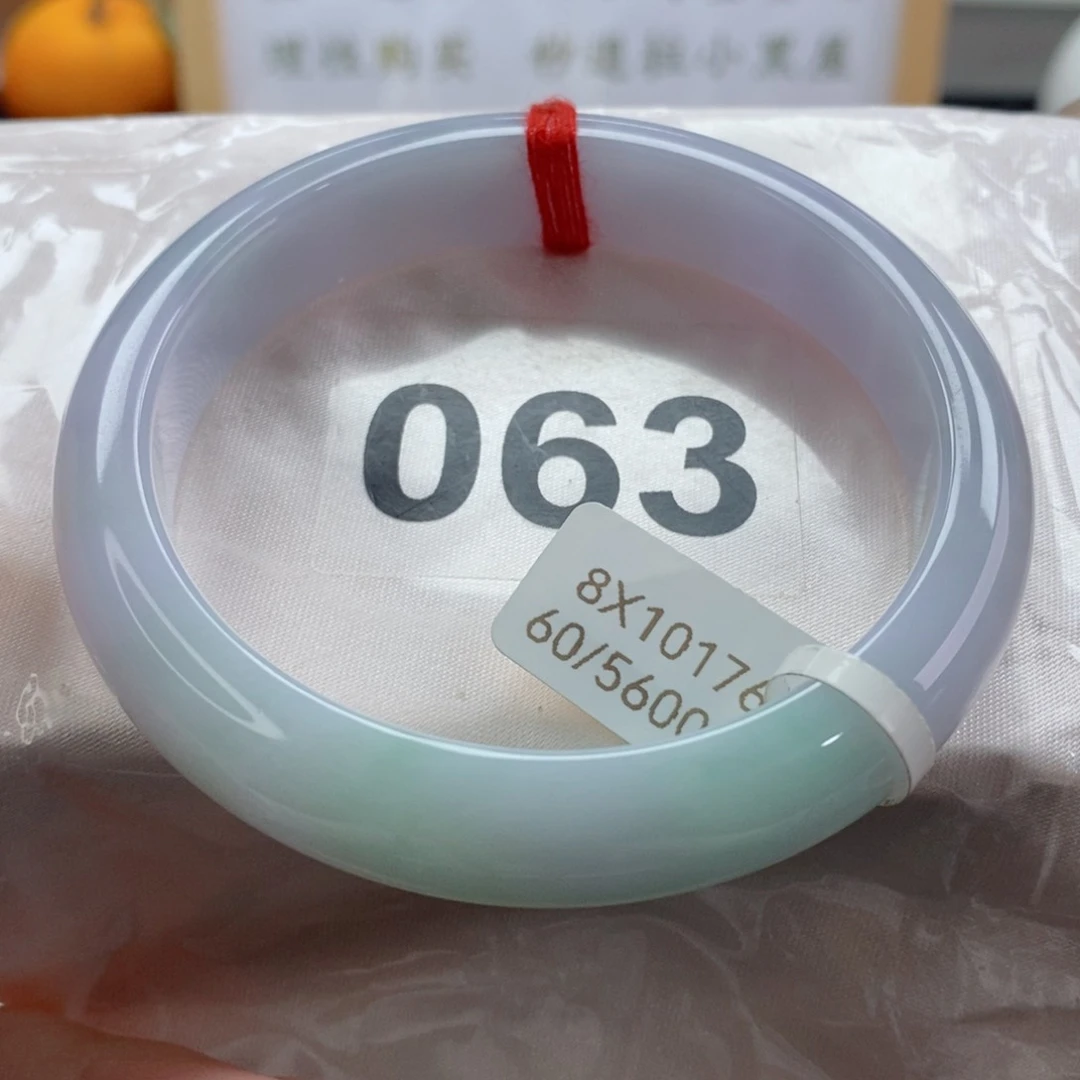 翡翠手镯未镶嵌天然A货翡翠手镯
