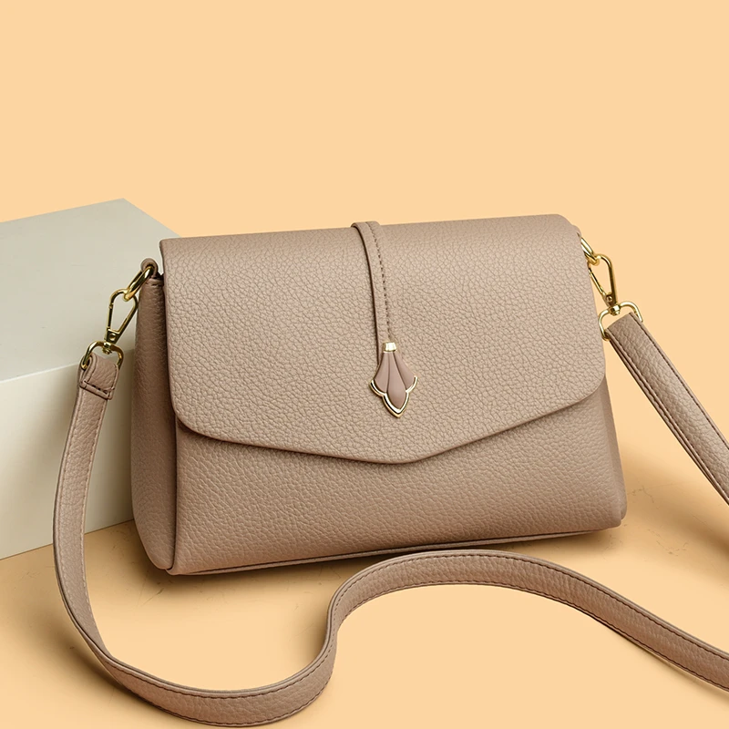 2025新款单肩斜挎多隔层复古风斜挎包中年妈妈包中年小方包004