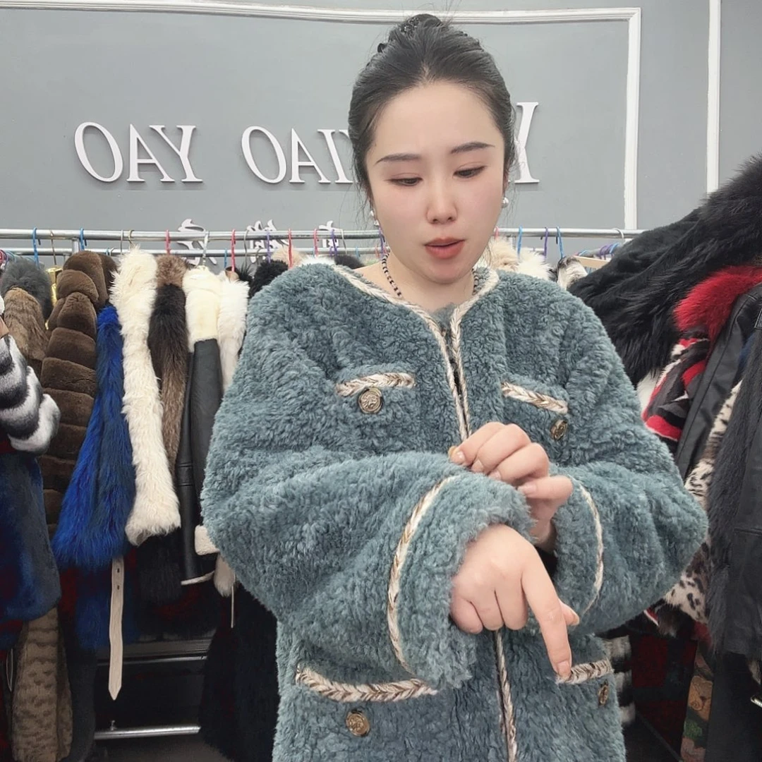姚小妖家高端皮草