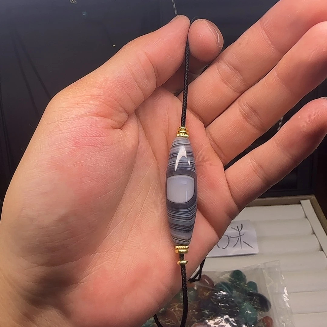 老***M玛瑙/玉髓未镶嵌颈饰