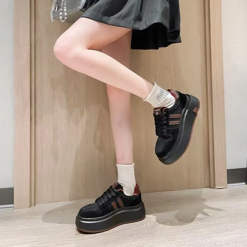 小静折扣~P678P厚底增高休闲板鞋（正码正拍 脚背高宽拍打大