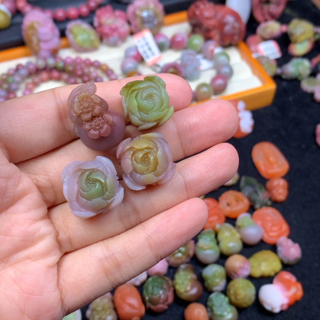 玛瑙/玉髓颈饰未镶嵌一个价格