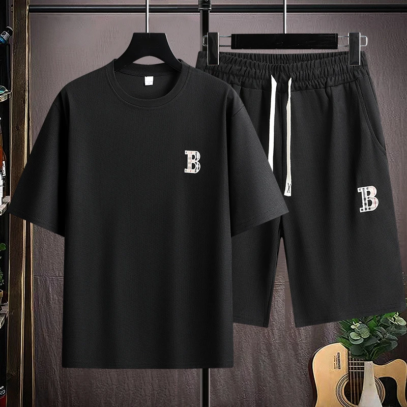 男士夏季套装大码运动透气帅气时尚刺绣圆领潮流个性短袖宽松百搭