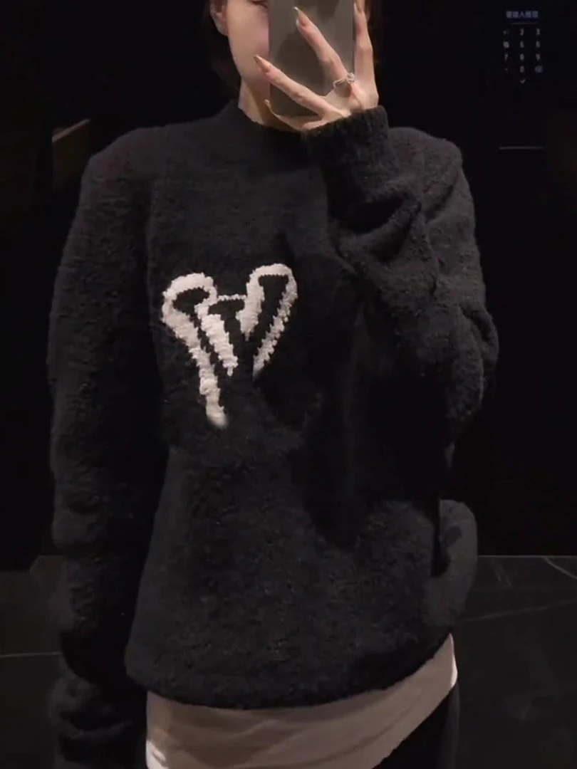 2025秋冬黑色针织毛衣女半高领加厚保暖圆领长袖上衣韩系小众设计