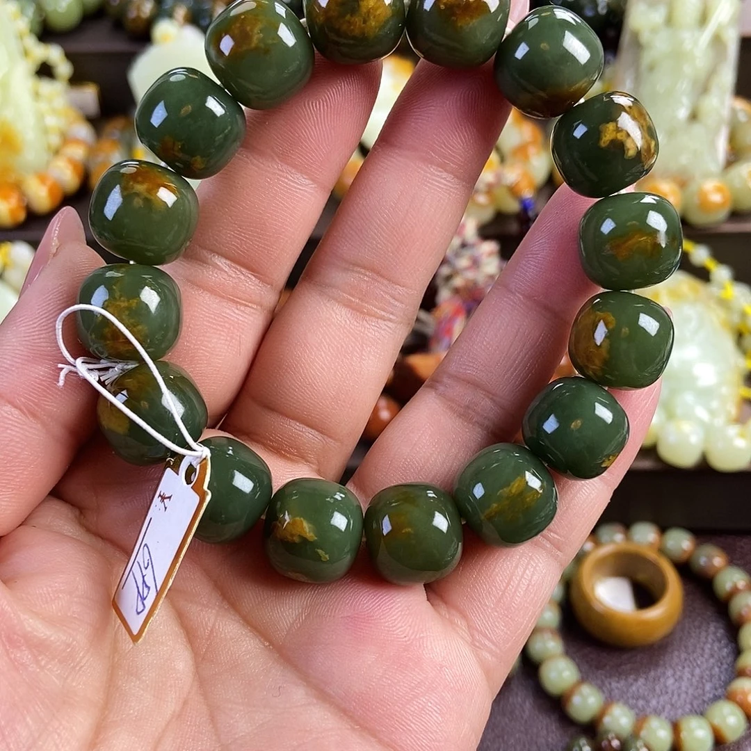 透闪石质玉未镶嵌手串