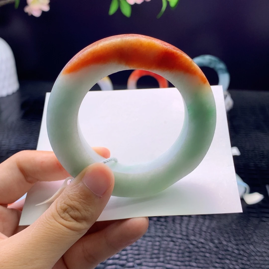 未镶嵌手镯定制翡翠