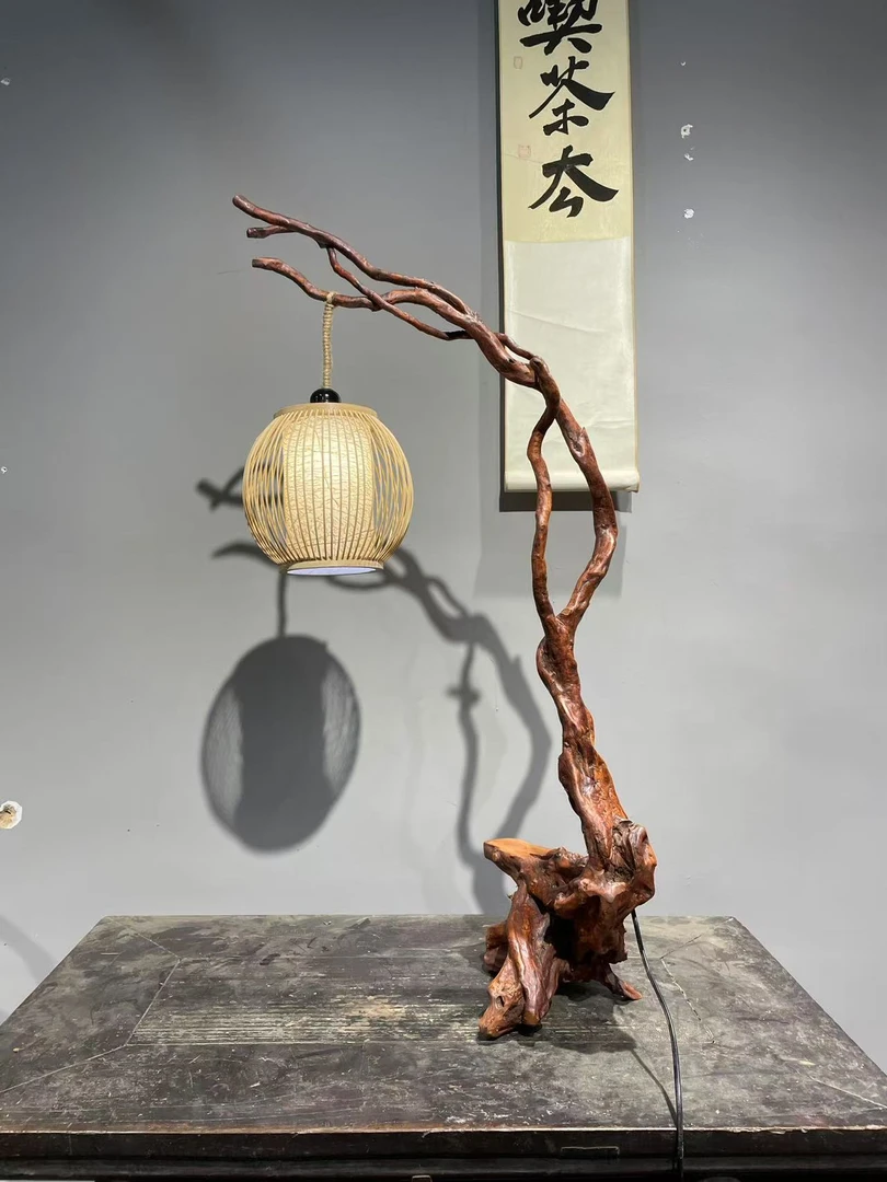 【天成阁】自然随型杜鹃根艺台灯 一体料 尺寸：长50*宽27*高90