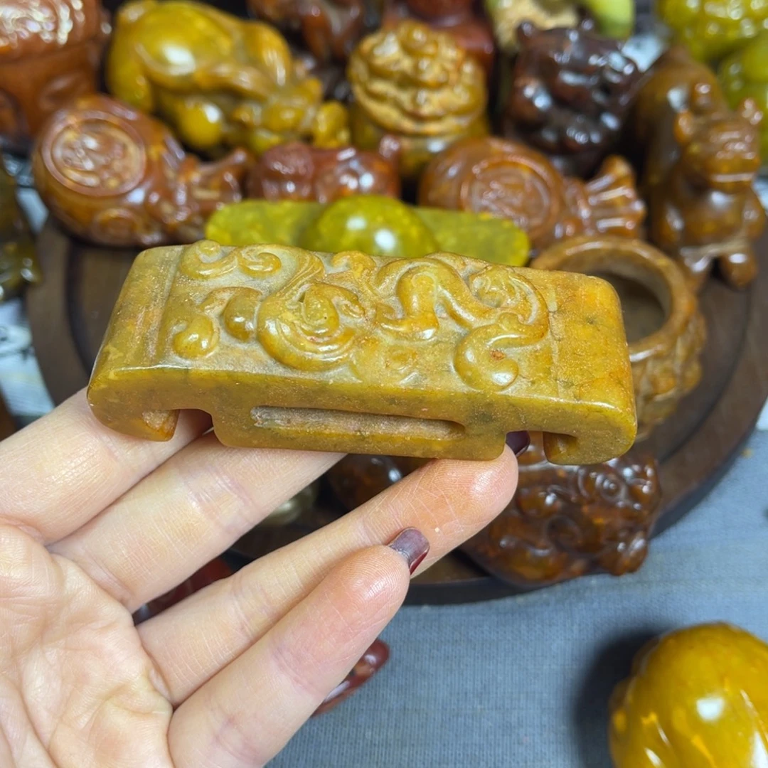 蛇纹石玉合金颈饰