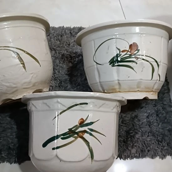 兰***）白釉盆白釉盆白釉花盆